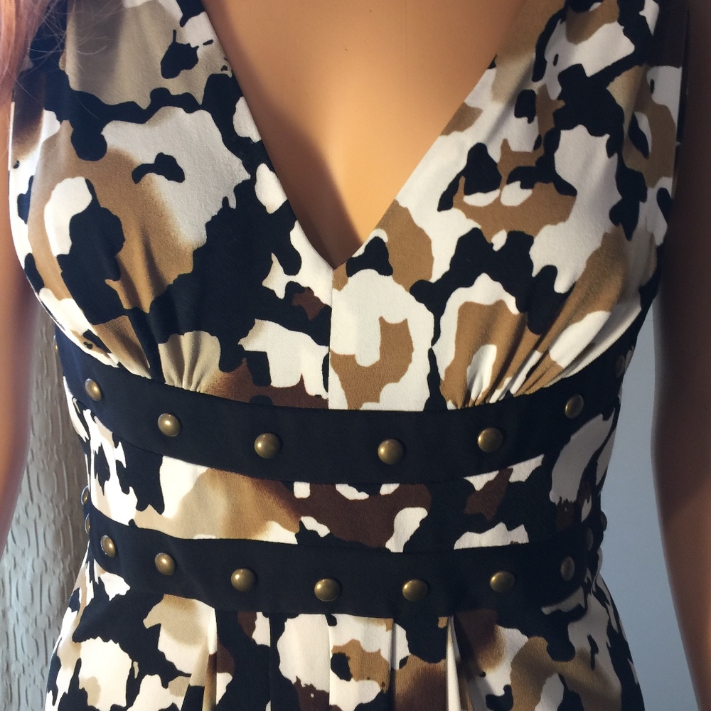 Maggy London Dress - Day to Evening dress - NWOT